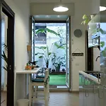 Jama Maison Garden Apartment Naples